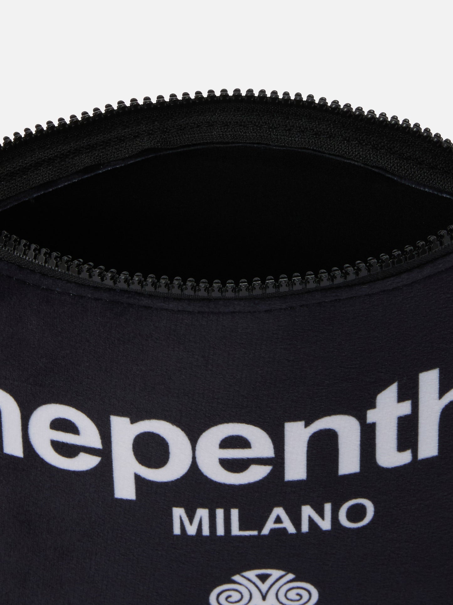 Aline-Pouch aus Wollimitat mit Nepentha-Print | NEPENTHA SPECIAL EDITION