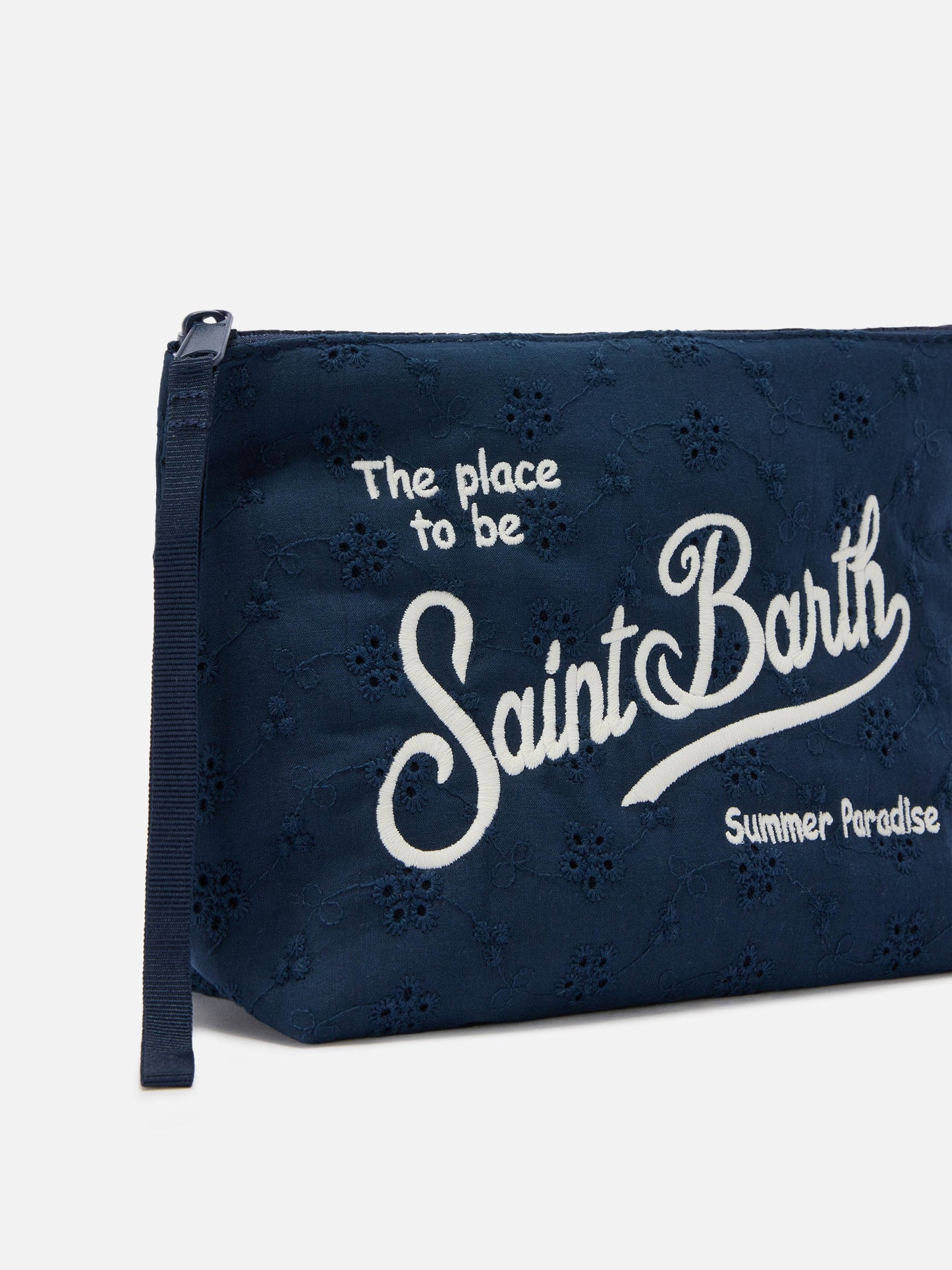Pochette Aline bleue en coton broderie anglaise