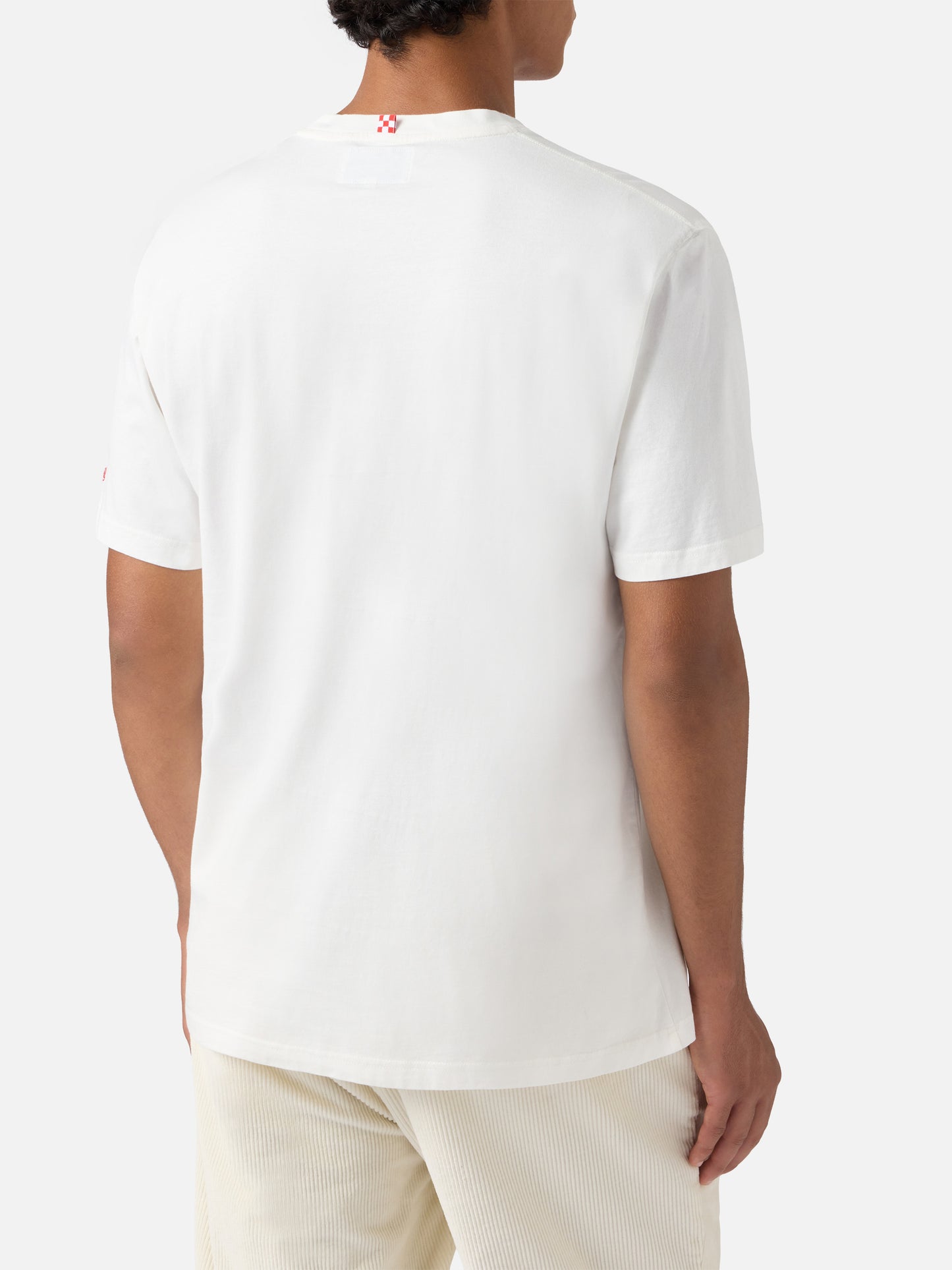 T-shirt Connor in cotone bianco con ricamo sul taschino Golden hour