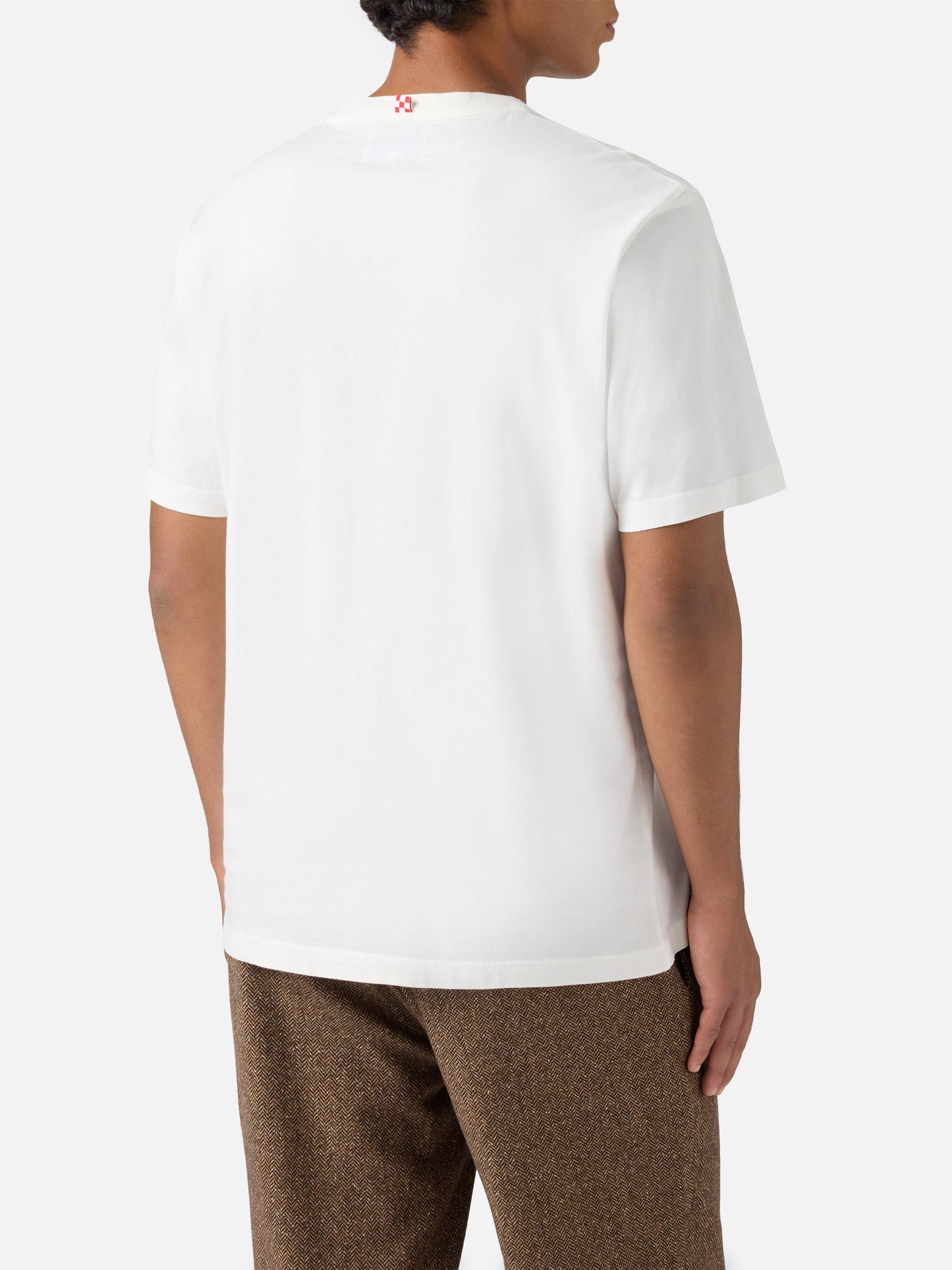 T-shirt Connor in cotone bianco con ricamo sul taschino Vado a ruba