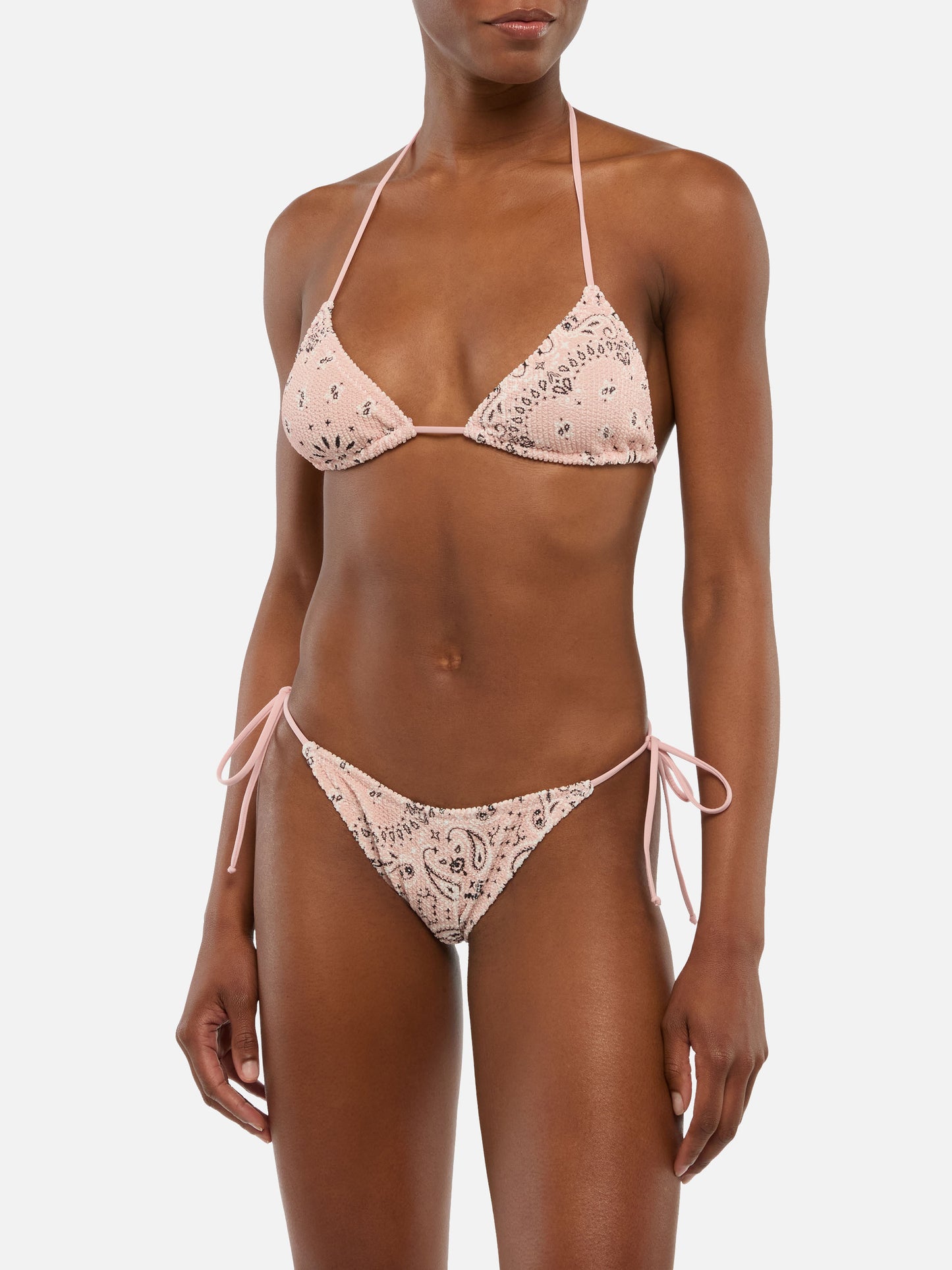 Bikini triangolo Leah Marielle con stampa bandana in tessuto crinkle color rosa