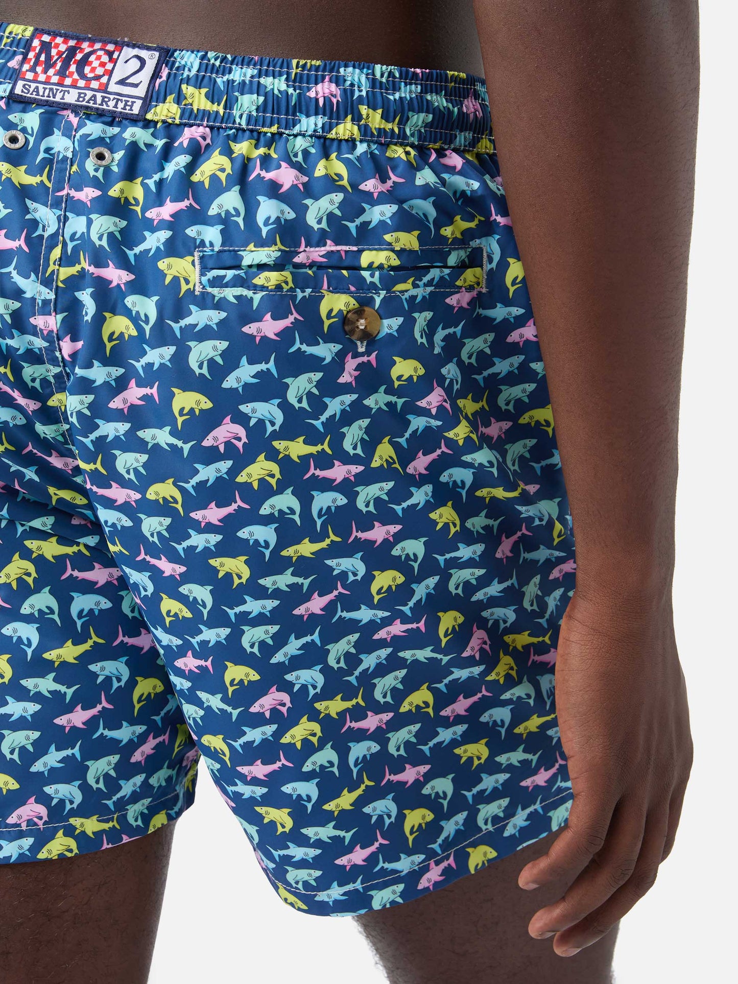 Short de bain Lighting Micro Fantasy à imprimé requin bleu