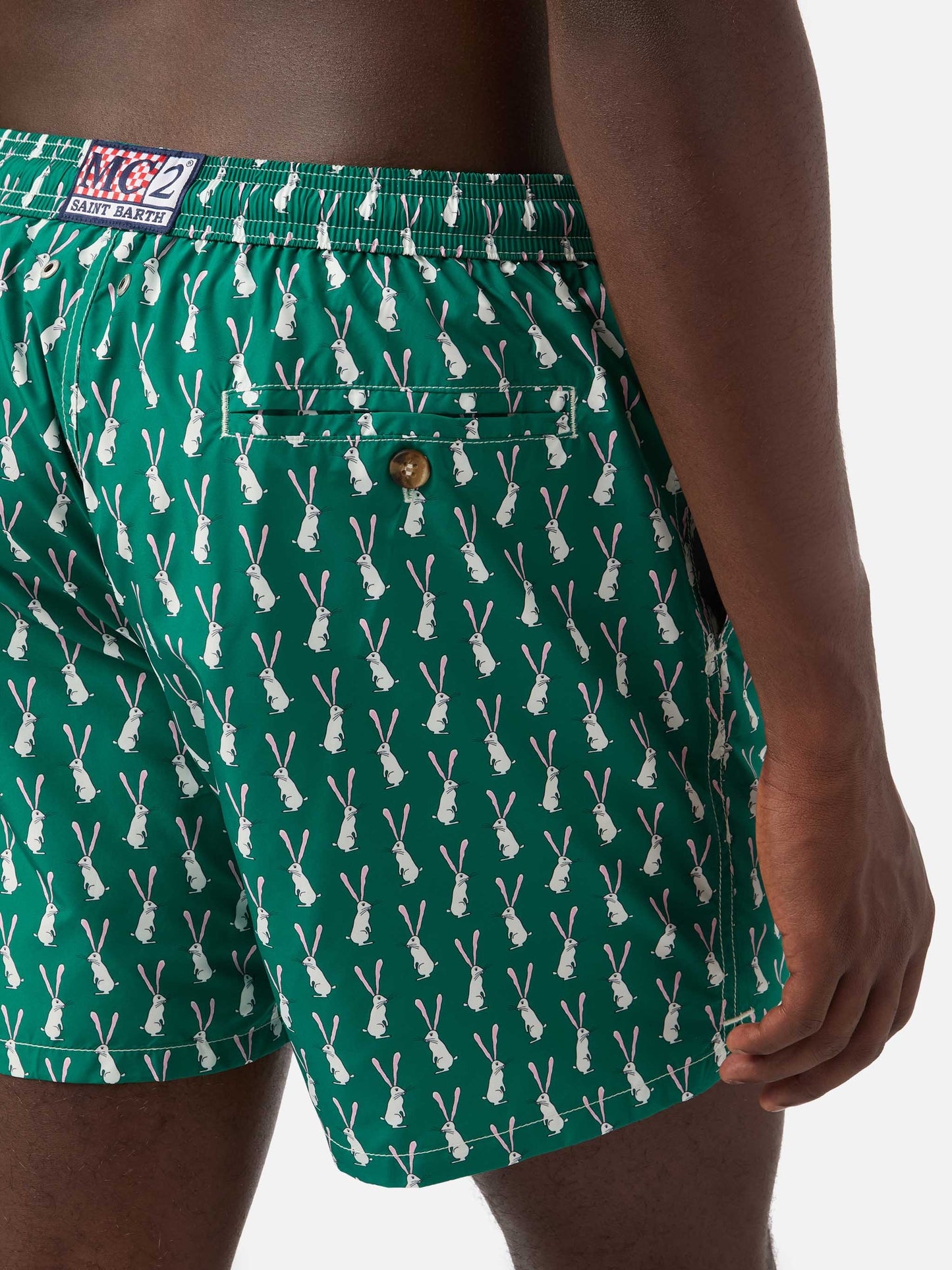 Short de bain Lighting en tissu technique avec motif lapin vert et multicolore