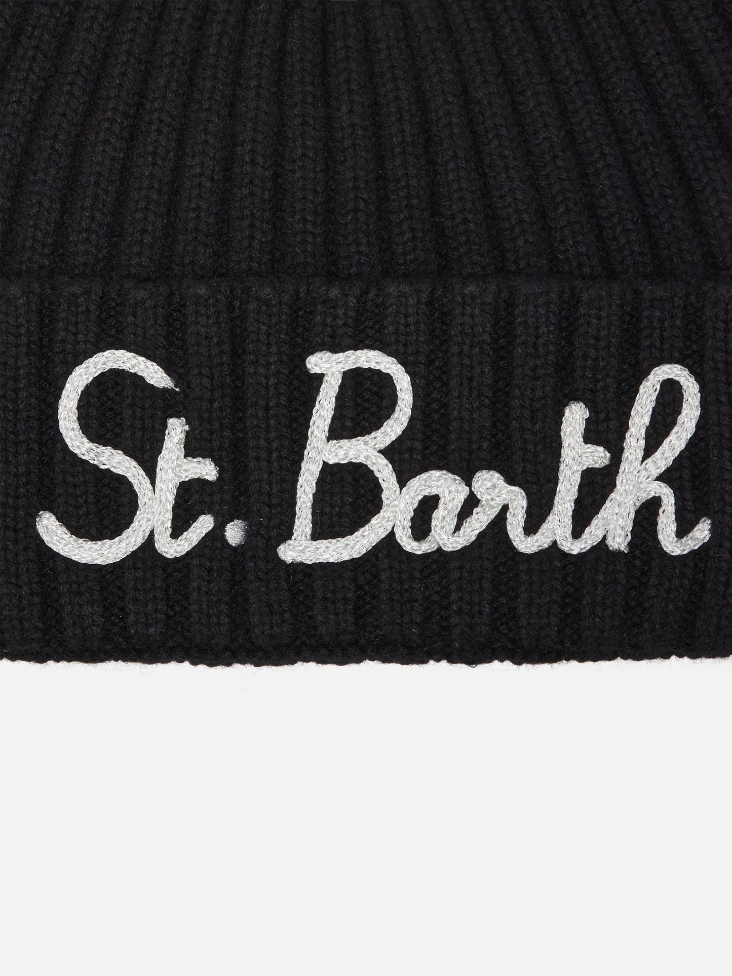 Wengen beanie in cashmere blend in black with St. Barth embroidery and pom-pom