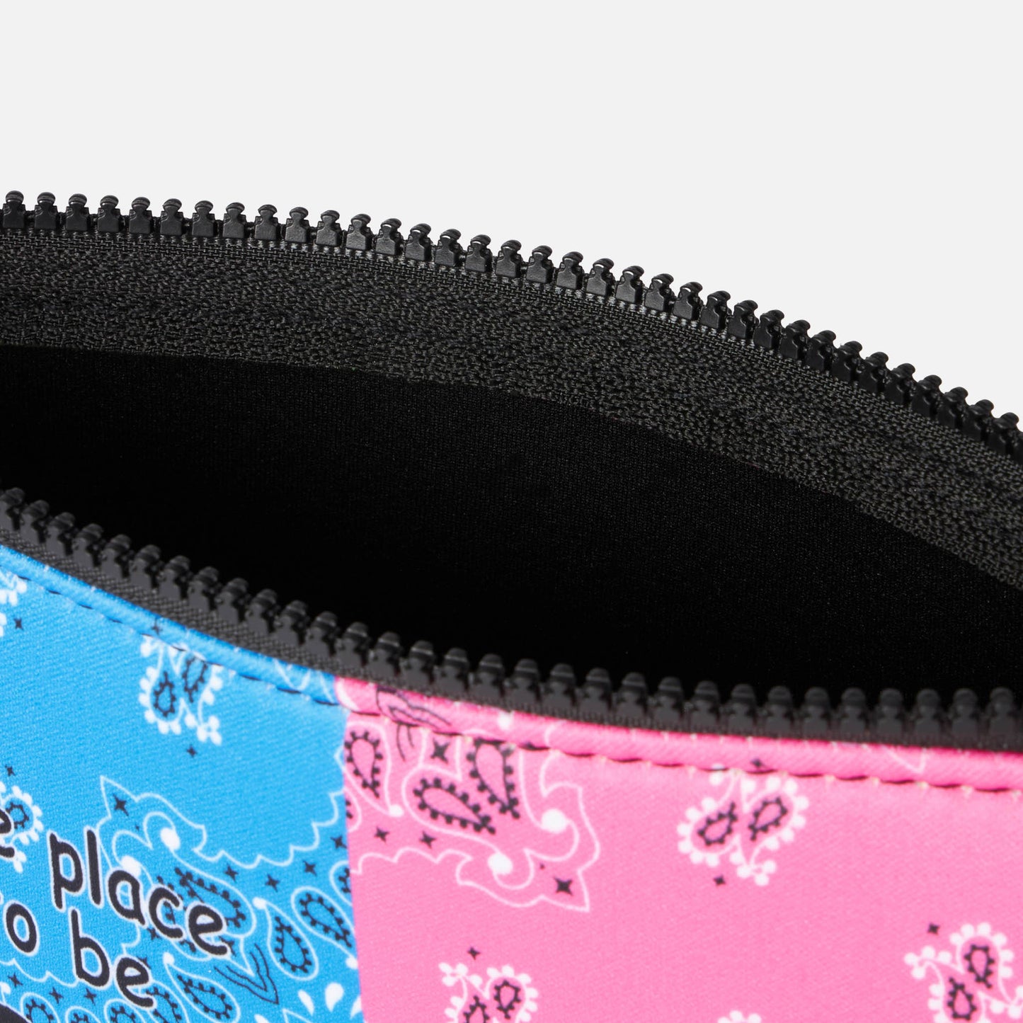 Aline scuba pochette with fluo bandanna print