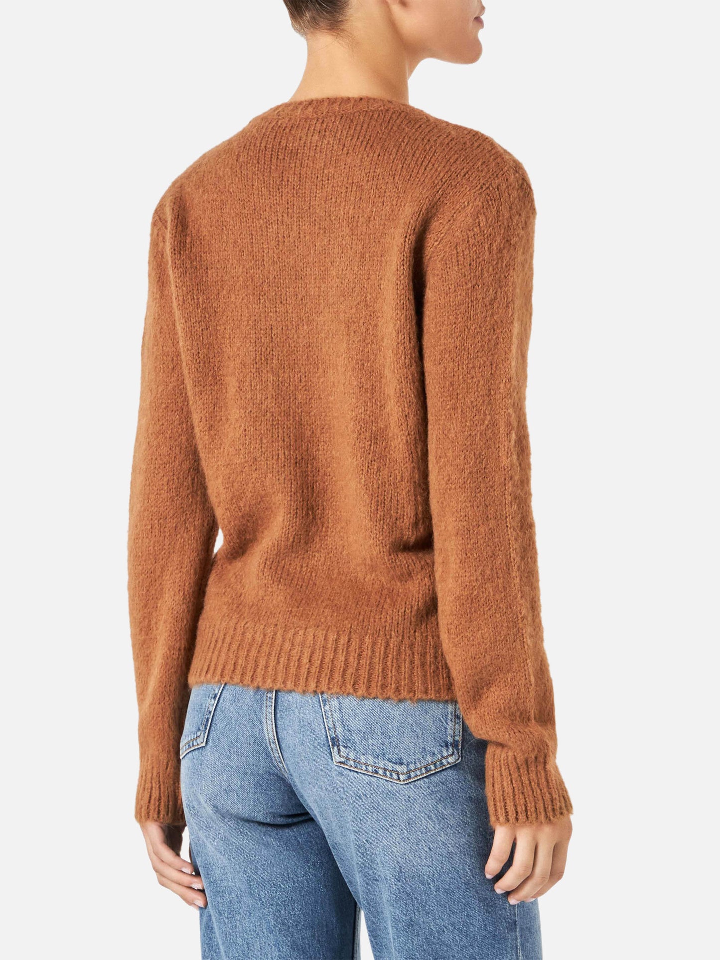 Brauner gebürsteter Damenpullover mit Stickerei