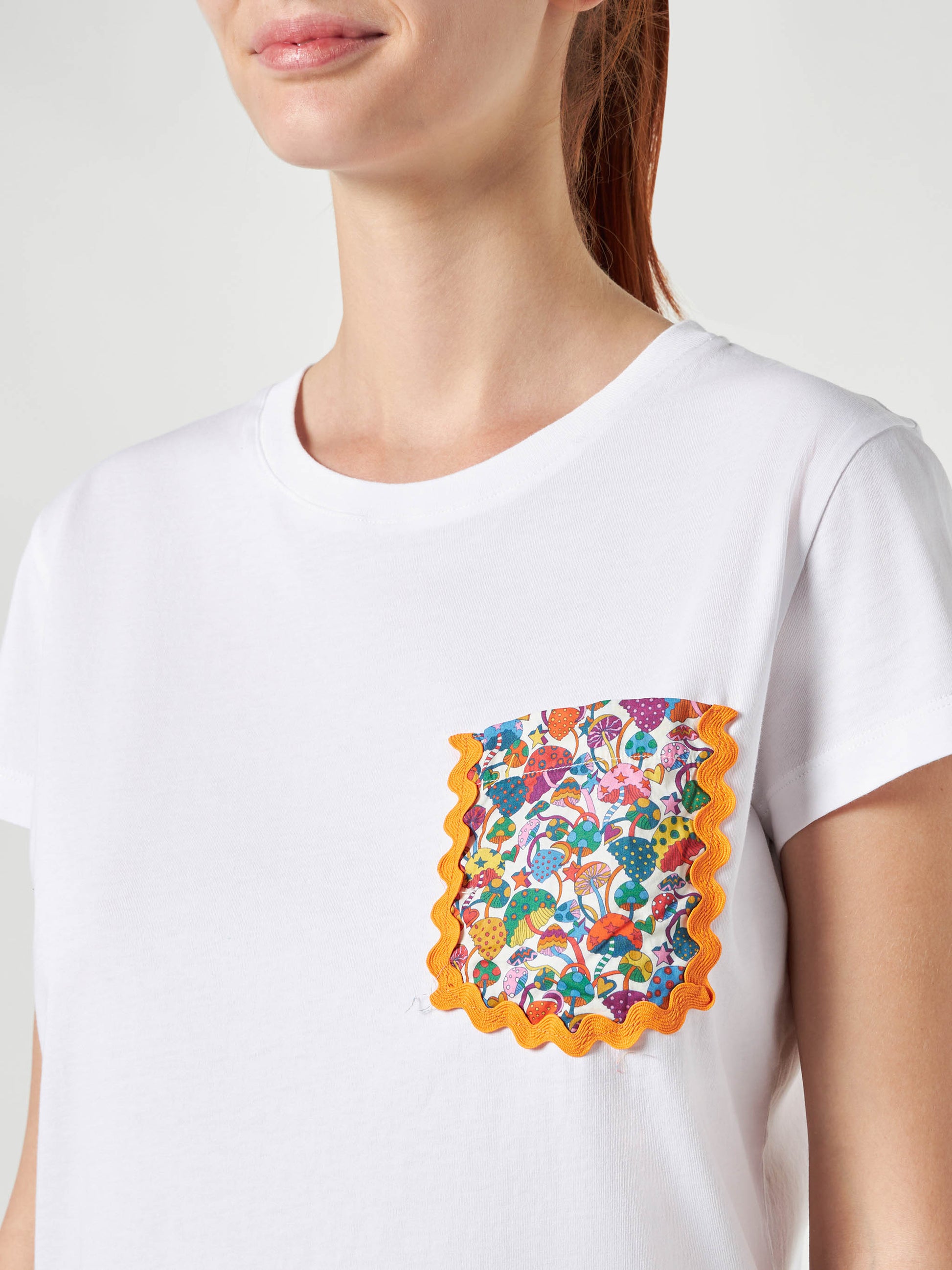 Woman cotton t-shirt with pocket - MC2 Saint Barth