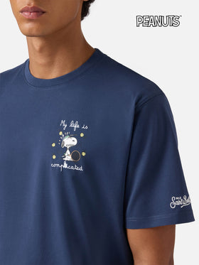 Arnott Baumwoll-T-Shirt in Blau mit Snoopy-Stickerei „Mein Leben ist kompliziert“ | PEANUTS SONDEREDITION