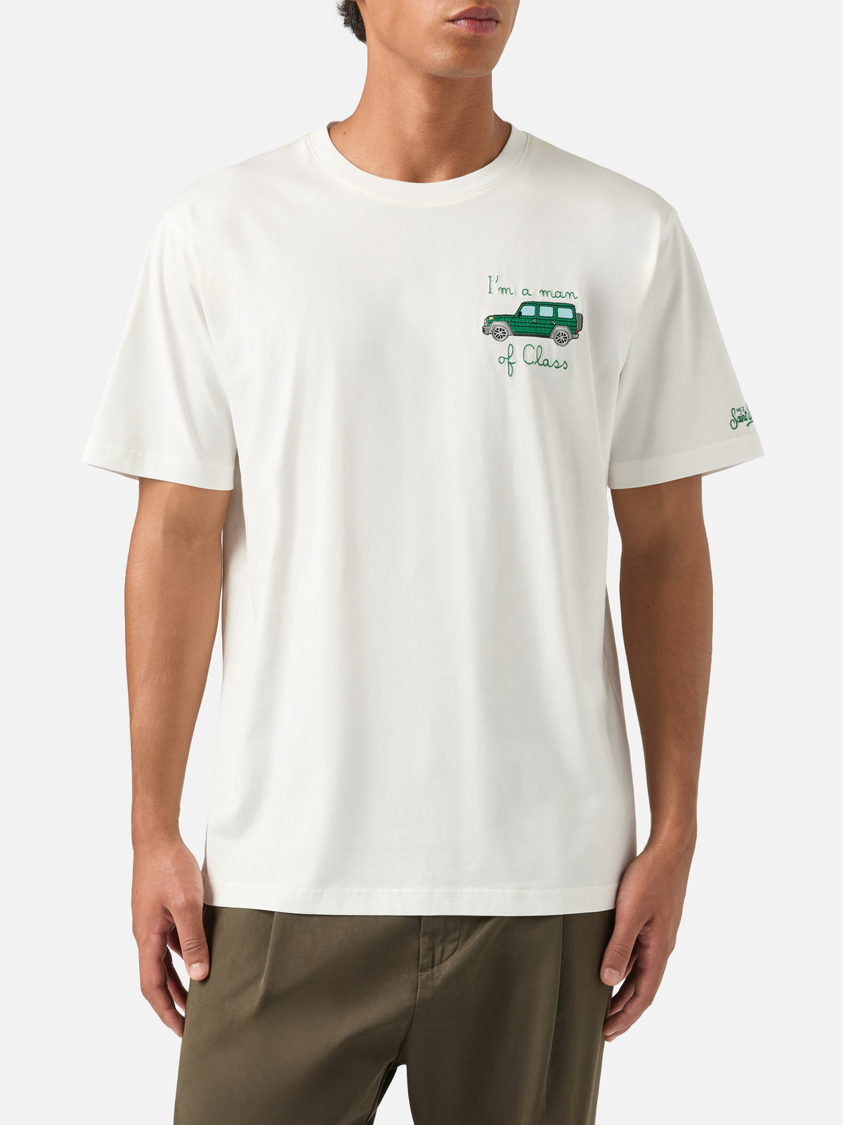T-shirt Arnott off white in cotone con ricamo I'm A Man Of Class