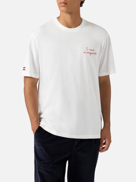 Arnott Warm winter cotton T-shirt in white with E nun m’angoscià embroidery | VACANZE DI NATALE SPECIAL EDITION
