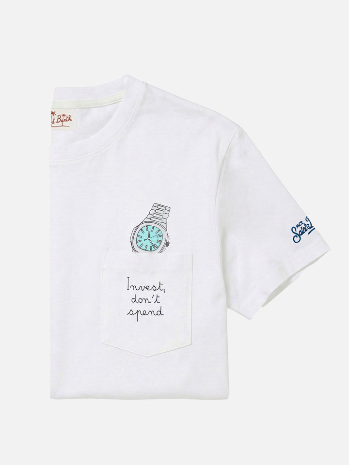 Camiseta Austin blanca con bordado de reloj Invest Don't Spend 