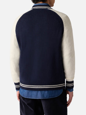Bomber Benjamin in maglia blu navy stile college
