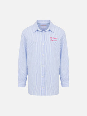 Mini Brigitte light blue striped seersucker shirt with Snoopy print | SNOOPY PEANUTS® SPECIAL EDITION
