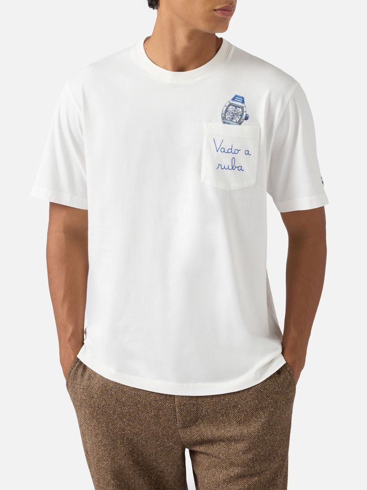 T-shirt Connor in cotone bianco con ricamo sul taschino Vado a ruba