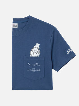 T-shirt Connor in cotone blu con ricamo sul taschino My reseller is different