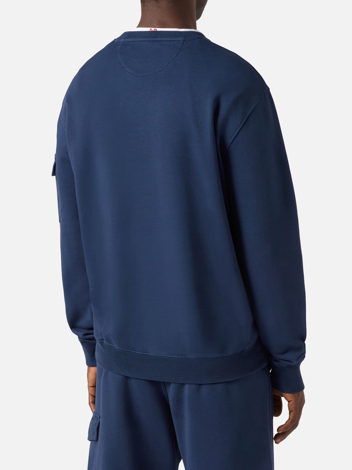 Navy blue Chester fleece sweatshirt with sleeve pocket