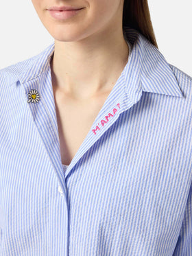 Camisa Cristal de seersucker a rayas azul claro con bordado 