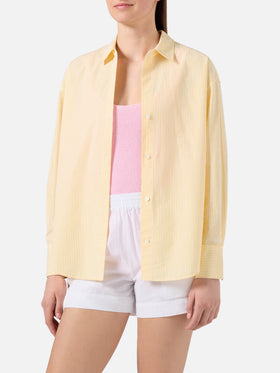 Camicia Cristal in seersucker a righe gialle con ricamo Weekend Mood