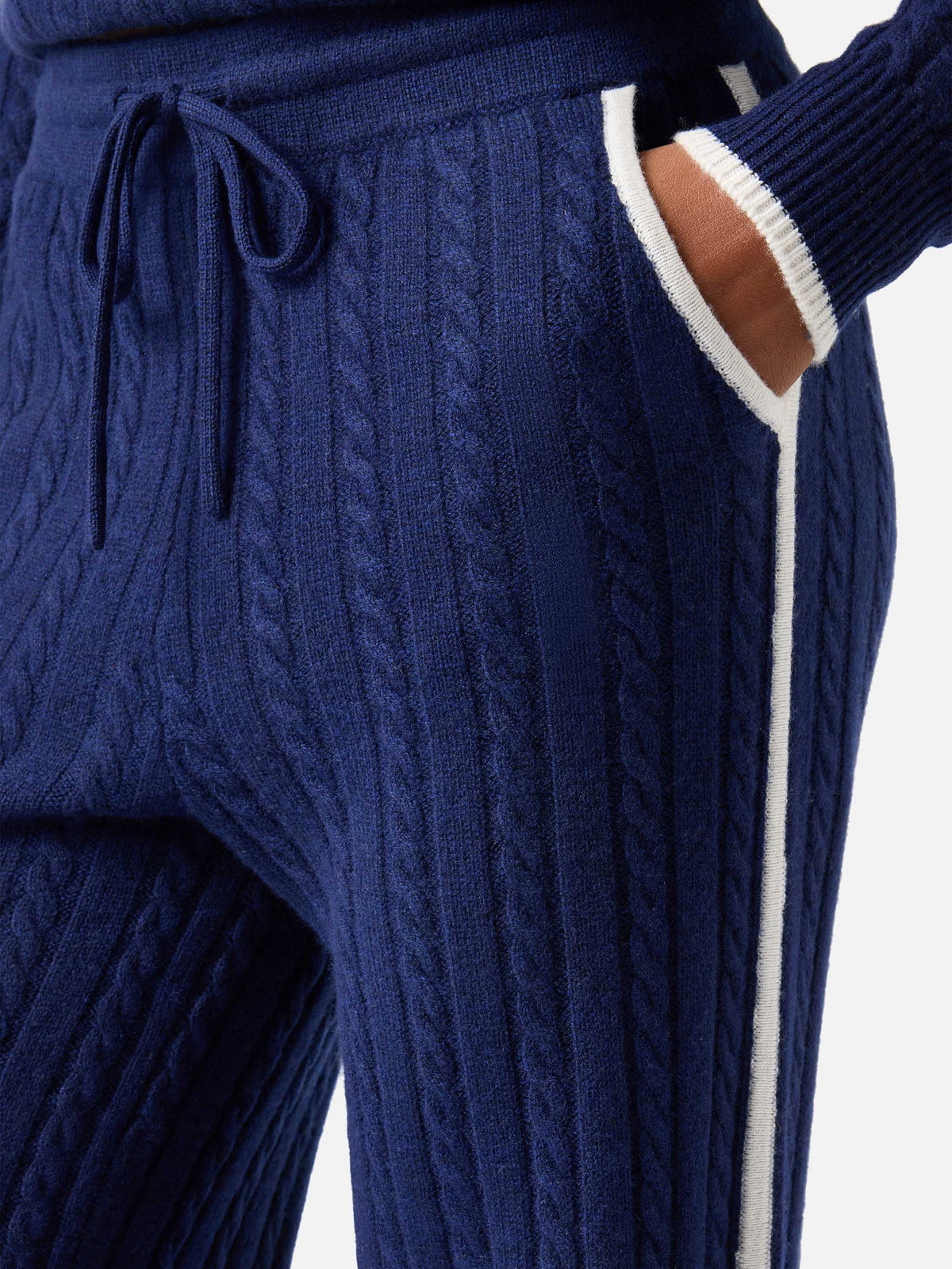 Pantaloni Dinard blu notte in lana con profili a contrasto