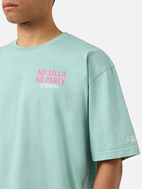 Camiseta Delmar verde con estampado No Villa No Party y maxi gráfico en la espalda 
