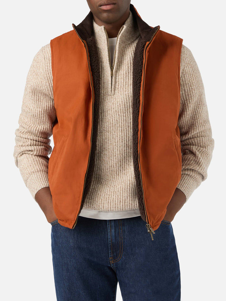 Gilet Edgar orange ciré avec doublure teddy 