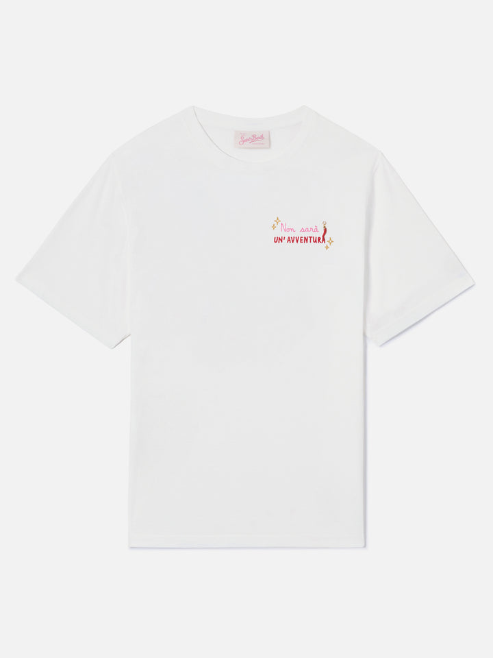White Emilie T-shirt with Non sarà un'avventura embroidery and charm