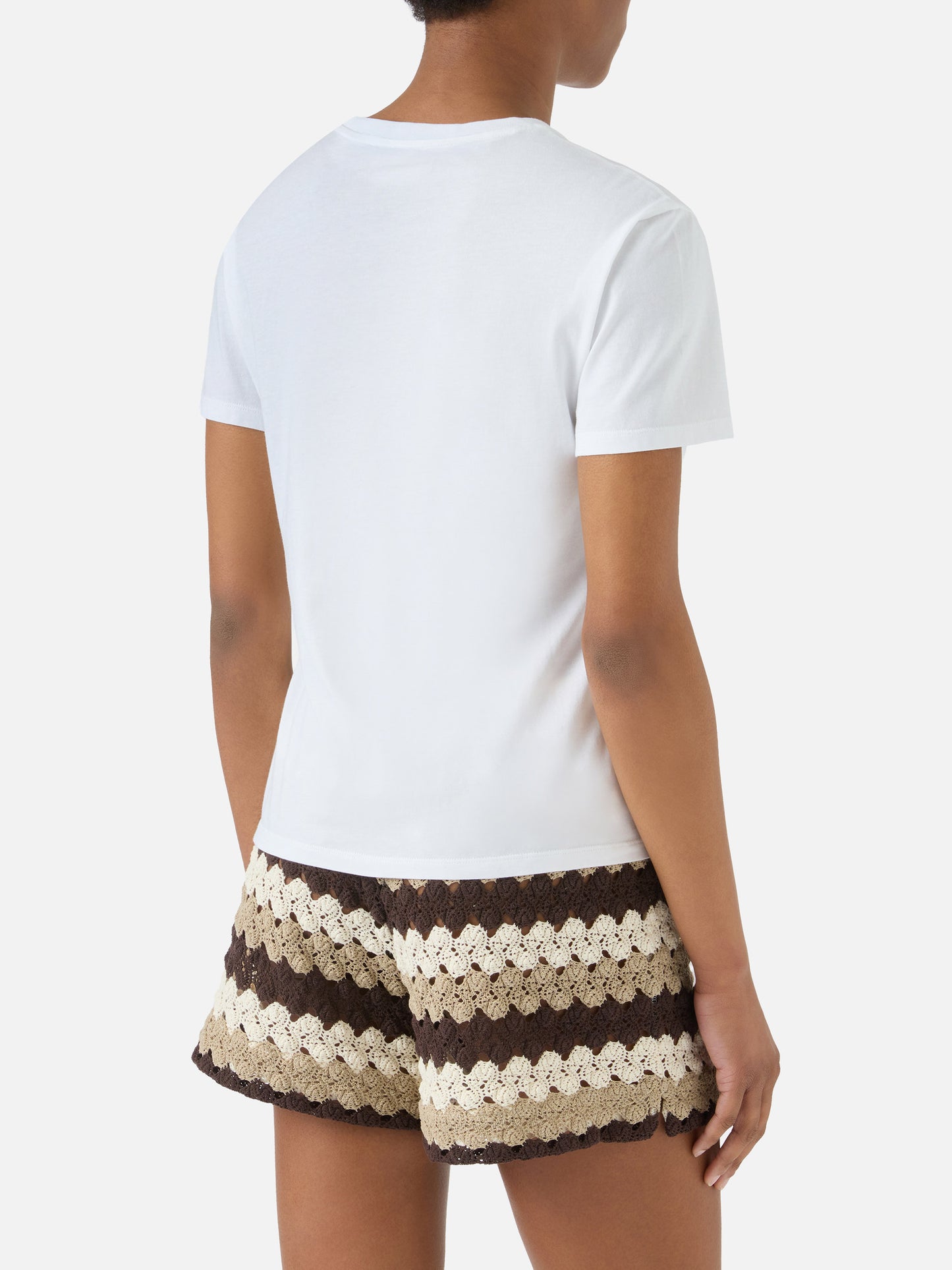 Weißes Emilie T-Shirt mit Me la tiro-Stickerei 