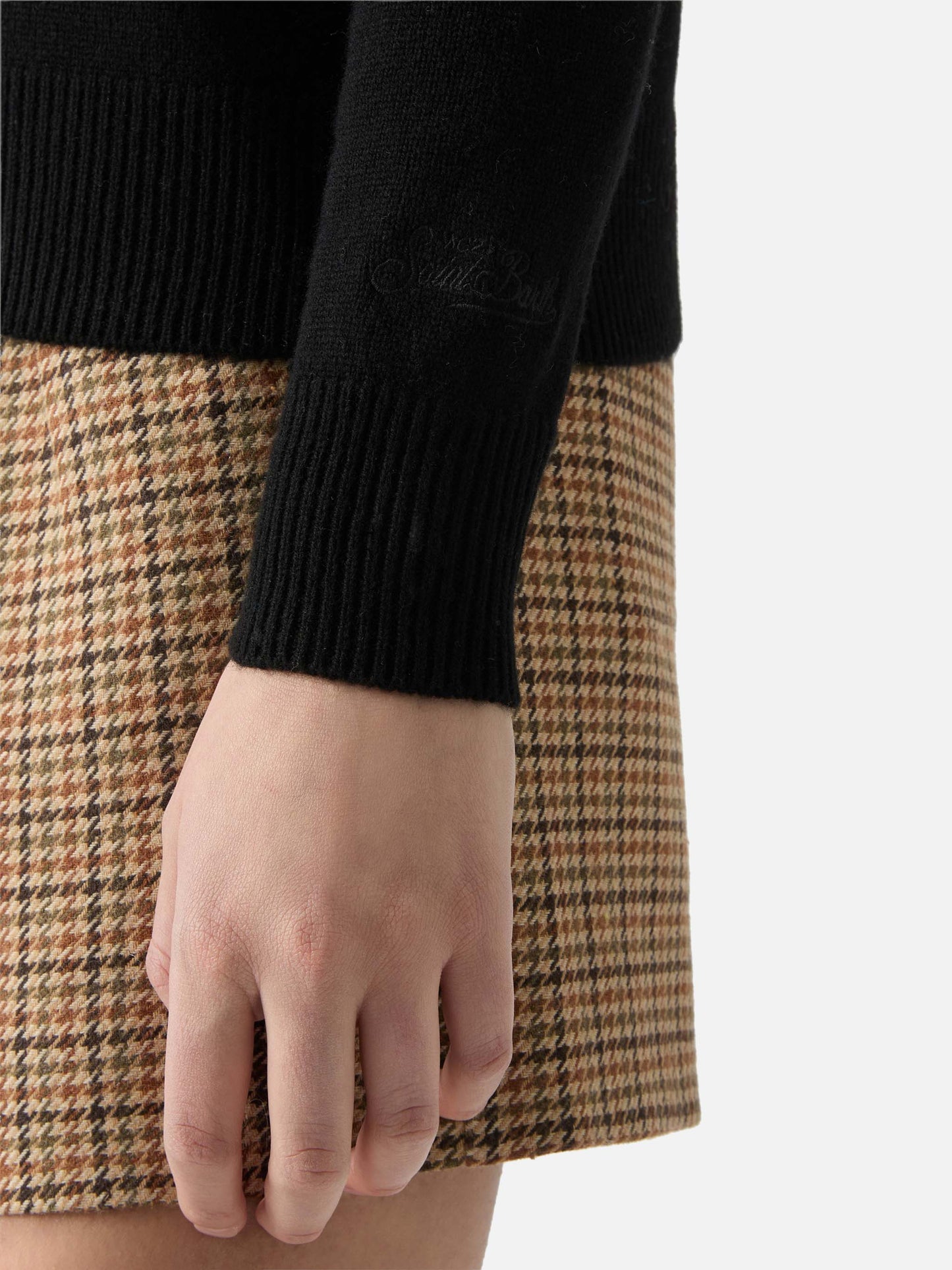 Maglione in lana Eze nero con collo a polo