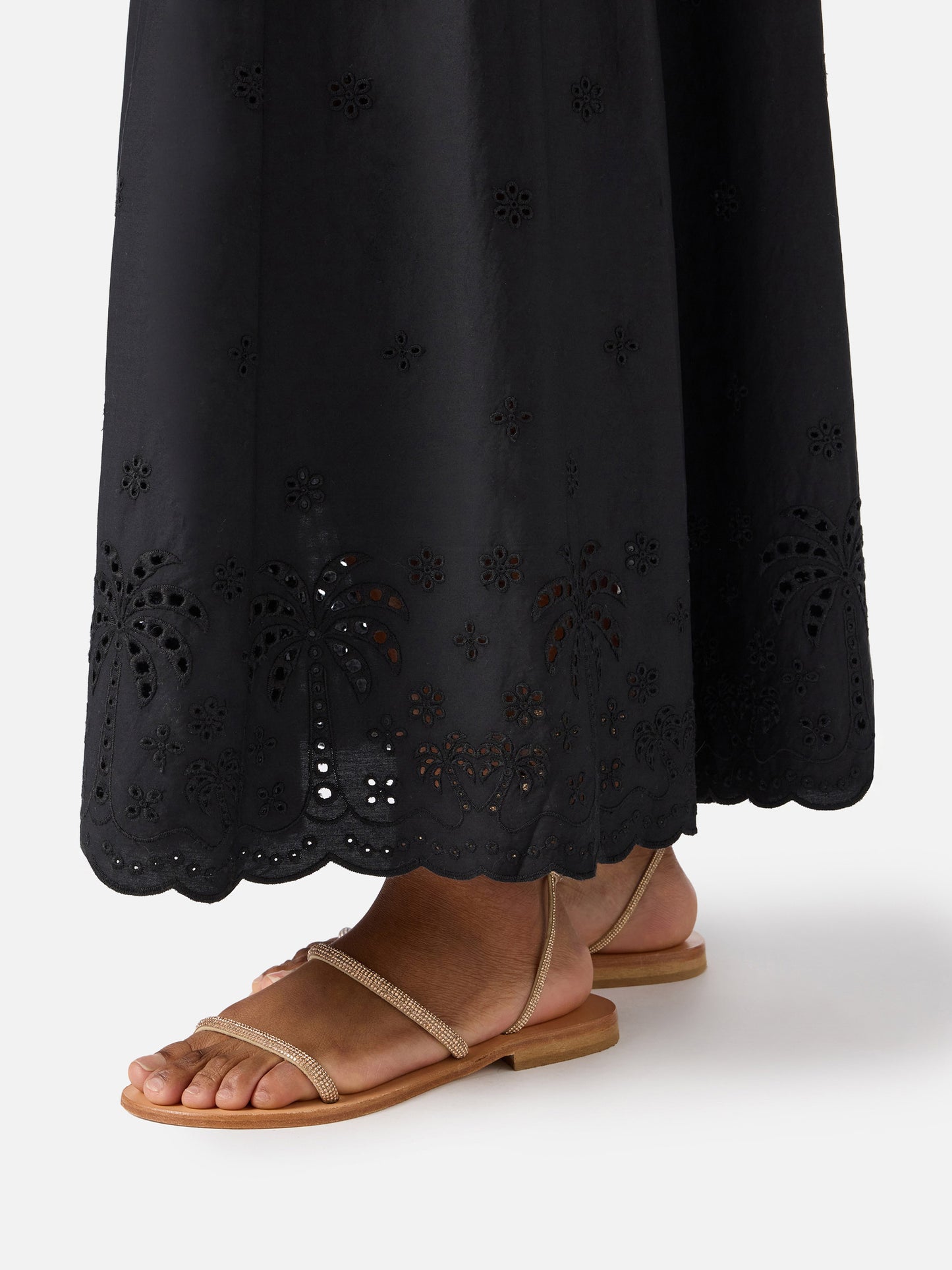 Long Guadalupe dress in black with embroidery