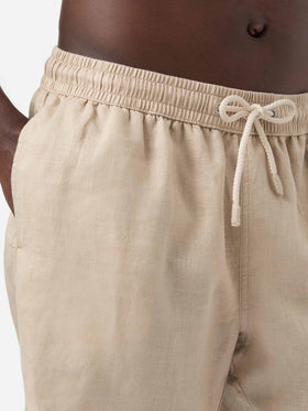 Mittellange beige Leinen-Badeshorts Gustavia