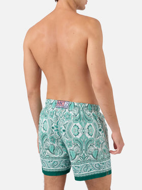 Gustavia-Badeshorts mit grünem Paisley-Print 