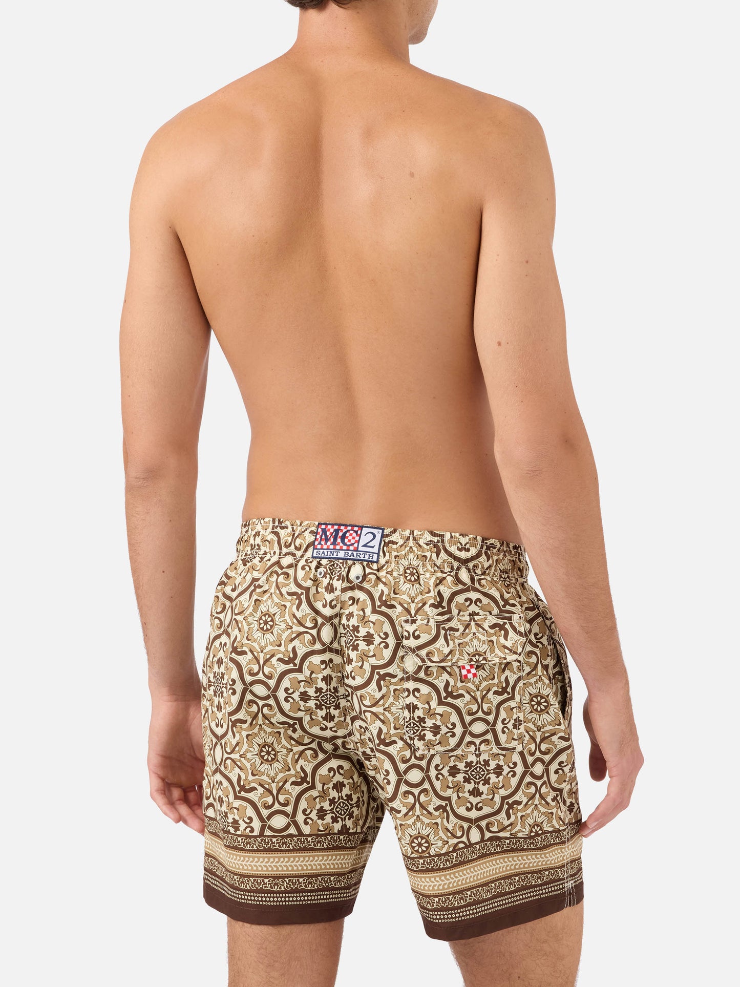 Short de bain Gustavia avec imprimé ornemental marron placé 