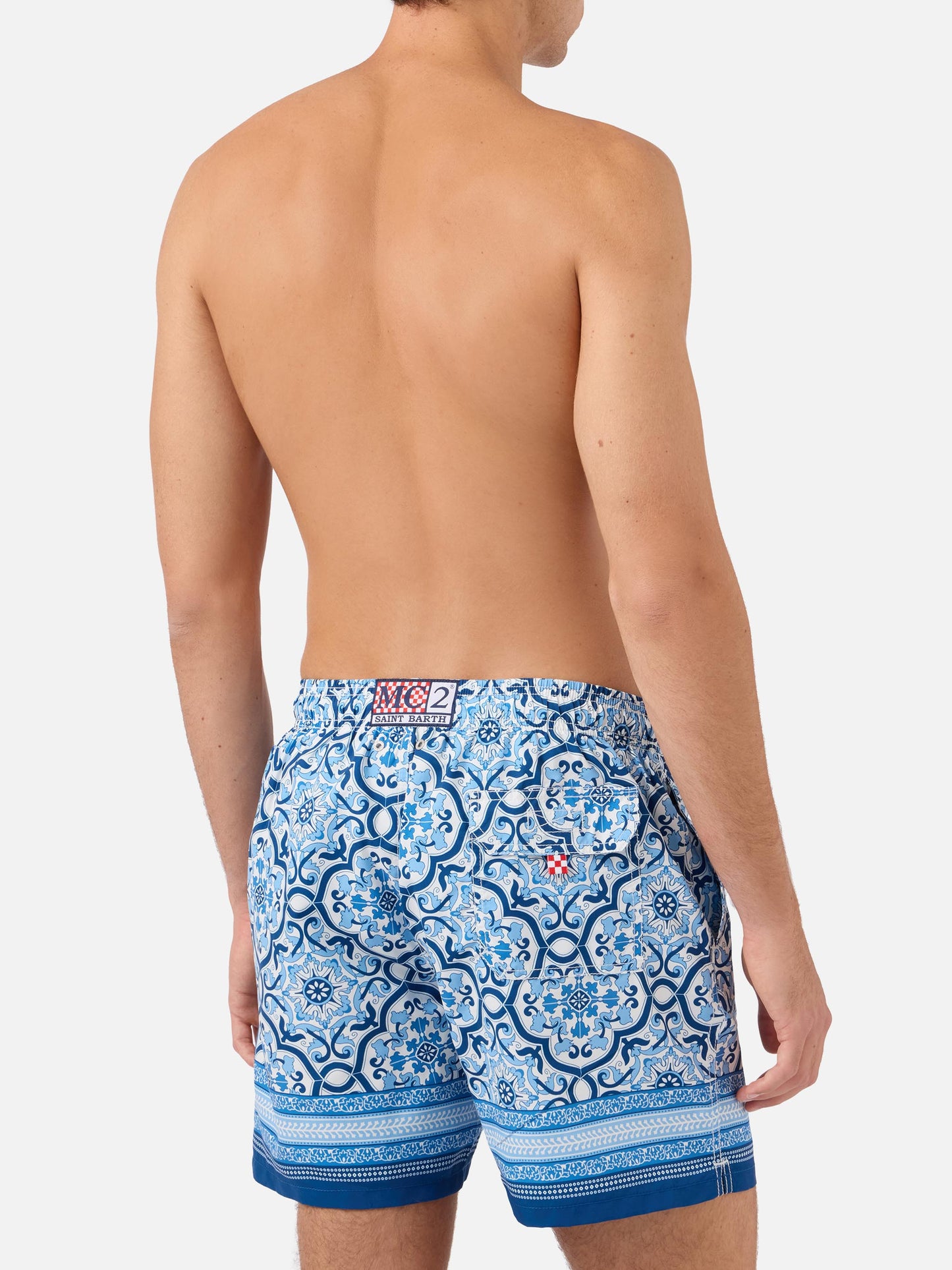Short de bain Gustavia avec imprimé ornemental bleu placé 