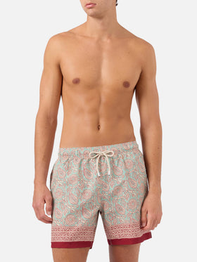 Short de bain Gustavia vert aqua avec imprimé paisley contrastant 