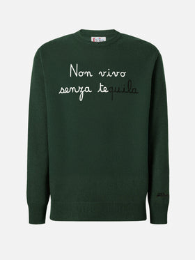 Heron green sweater with Non vivo senza tequila lettering