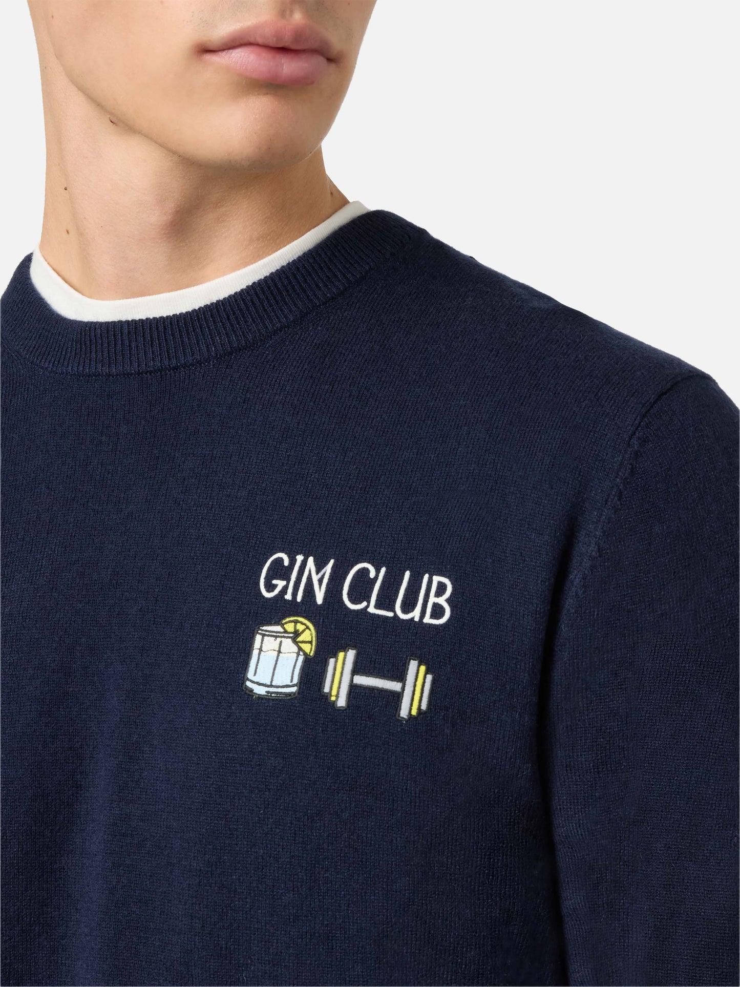 Rundhalspullover Heron Light mit Gin Club-Stickerei