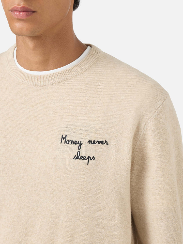 Heron Light crewneck knitwear in beige with Wall Street Money Sleep embroidery