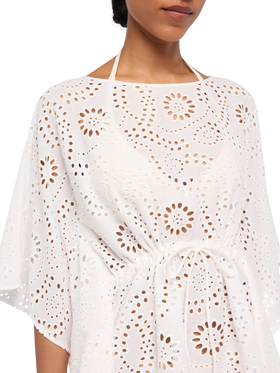 Baumwollkaftan Iria aus weißem Sangallo-Spitzenstoff