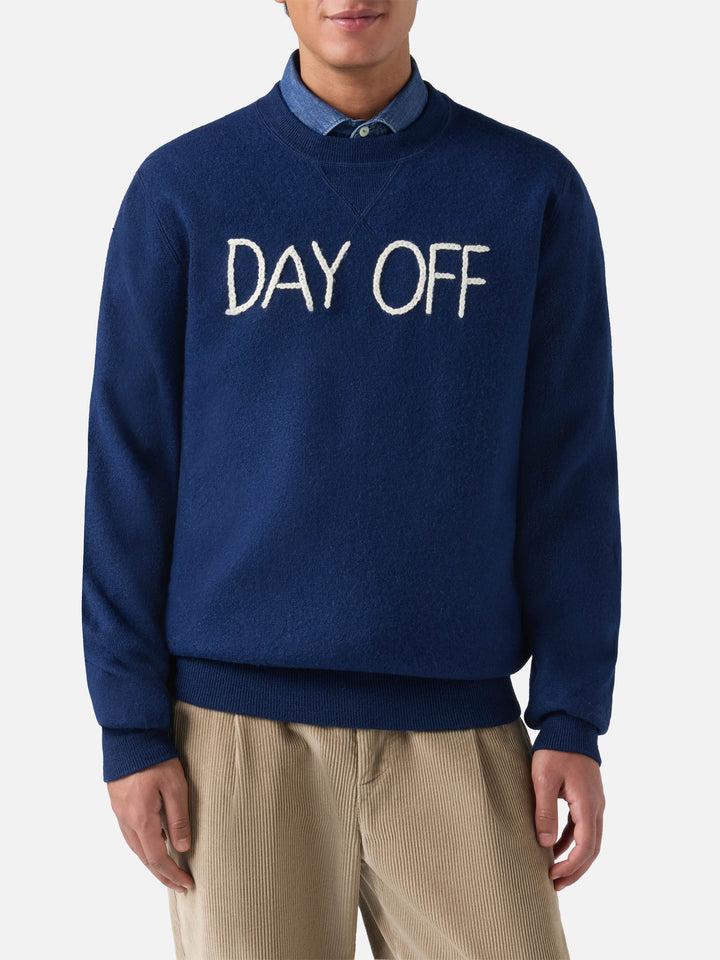 Man crewneck knitted sweater with Day Off embroidery