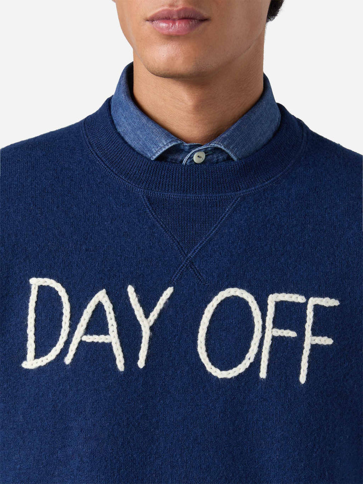 Man crewneck knitted sweater with Day Off embroidery