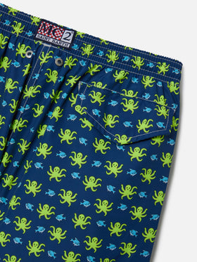 Bañador tipo short para niño con estampado de pulpo 