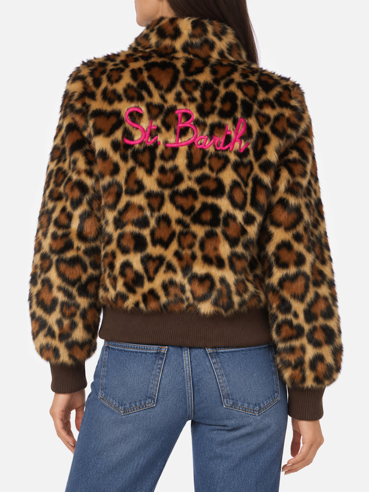 Veste en fausse fourrure marron Janette avec imprimé cœur animalier 