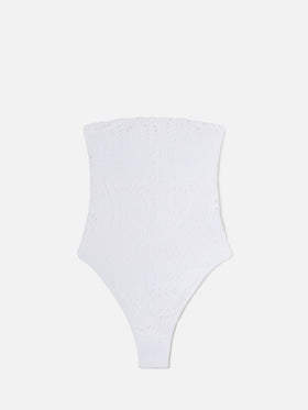 Bañador de una pieza bandeau Khyra en tejido sangallo blanco 