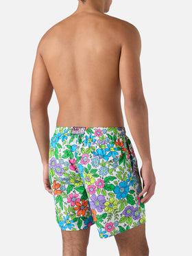 Leichte Badehose aus leuchtendem Stoff mit Blumenmuster