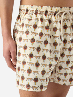 Short de bain Micro Lighting beige avec imprimé wild watch 