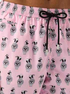 Bañador corto Micro Pink Lighting con estampado integral de panda y relojes 