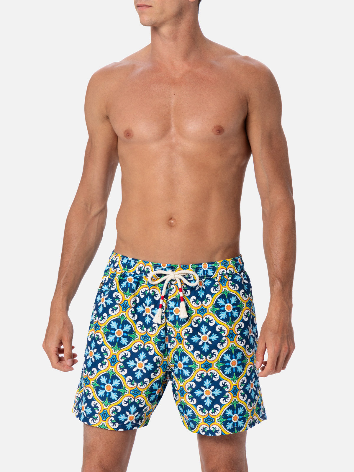 Herren-Badeshorts Lighting 70 aus leichtem Stoff mit Majolika-Print