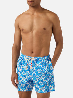 Bañador Lighting 70 con estampado de mayólica azul 