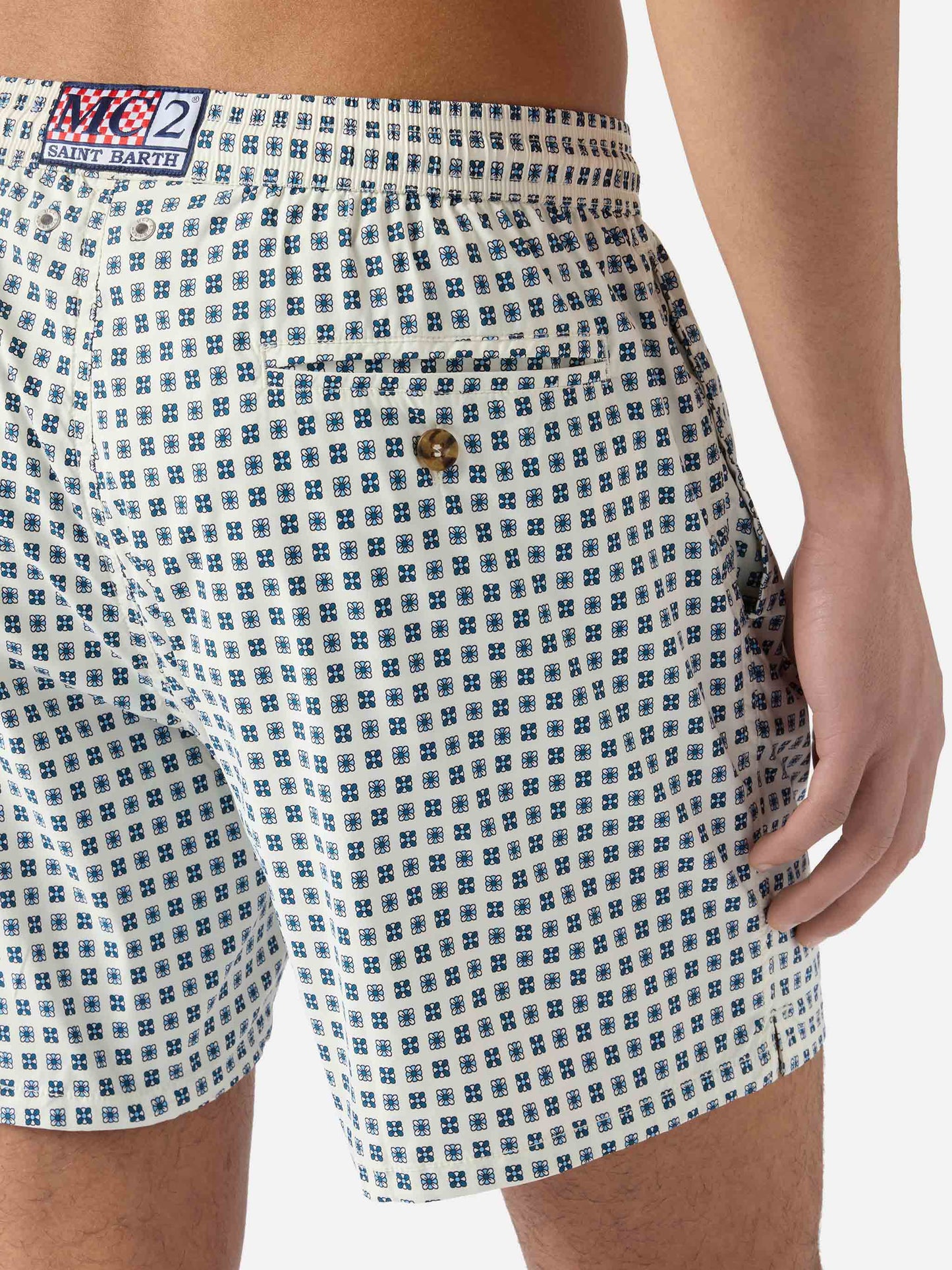 Short de bain Lighting Micro blanc avec imprimé géométrique all-over 