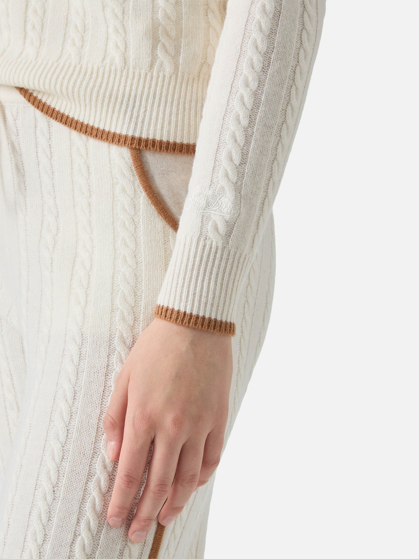 Laroche-Zopfstrickpullover aus Wolle mit St.-Barth-Stickerei
